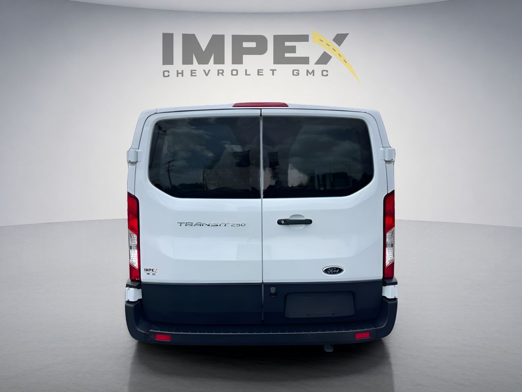 Used 2023 Ford Transit 250 - photo 6