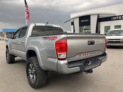 2016 Toyota Tacoma Double Cab 4x4 Pickup for sale #2GT3396A - photo 2