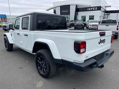 2023 Jeep Gladiator Crew Cab 4x4, Pickup for sale #2JT0967 - photo 2