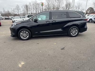 Used 2024 Toyota Sienna LE Minivan for sale #2TT2863 - photo 2