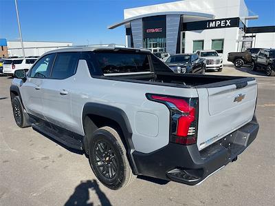 2025 Chevrolet Silverado EV Crew Cab 4WD, Pickup for sale #C00414 - photo 2