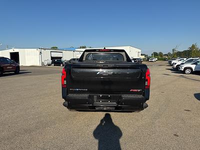 2024 Chevrolet Silverado EV Crew Cab AWD Pickup for sale #2CT02010 - photo 2
