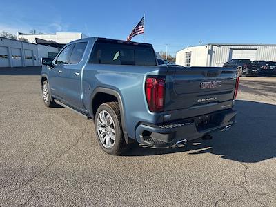 Used 2025 GMC Sierra 1500 - photo 1