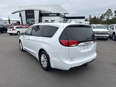 Used 2018 Chrysler Pacifica Touring L Plus Minivan for sale #2CT0846B - photo 2