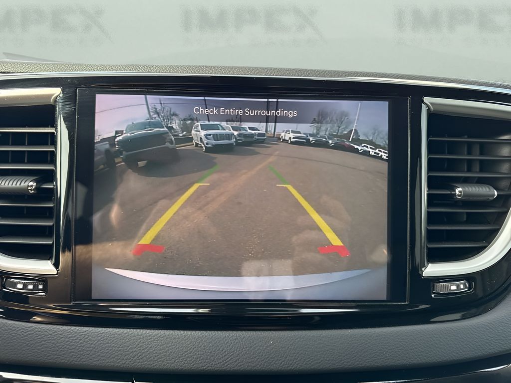 Used 2024 Chrysler Pacifica - photo 24