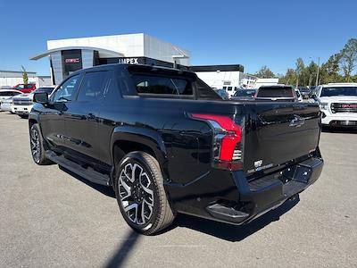2025 Chevrolet Silverado EV Crew Cab AWD Pickup for sale #2CT8170 - photo 2