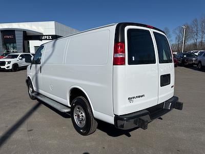 Used 2023 GMC Savana 2500 - photo 1