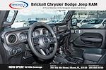 2020 Jeep Gladiator Crew Cab 4WD Pickup for sale #GL745489A - photo 14