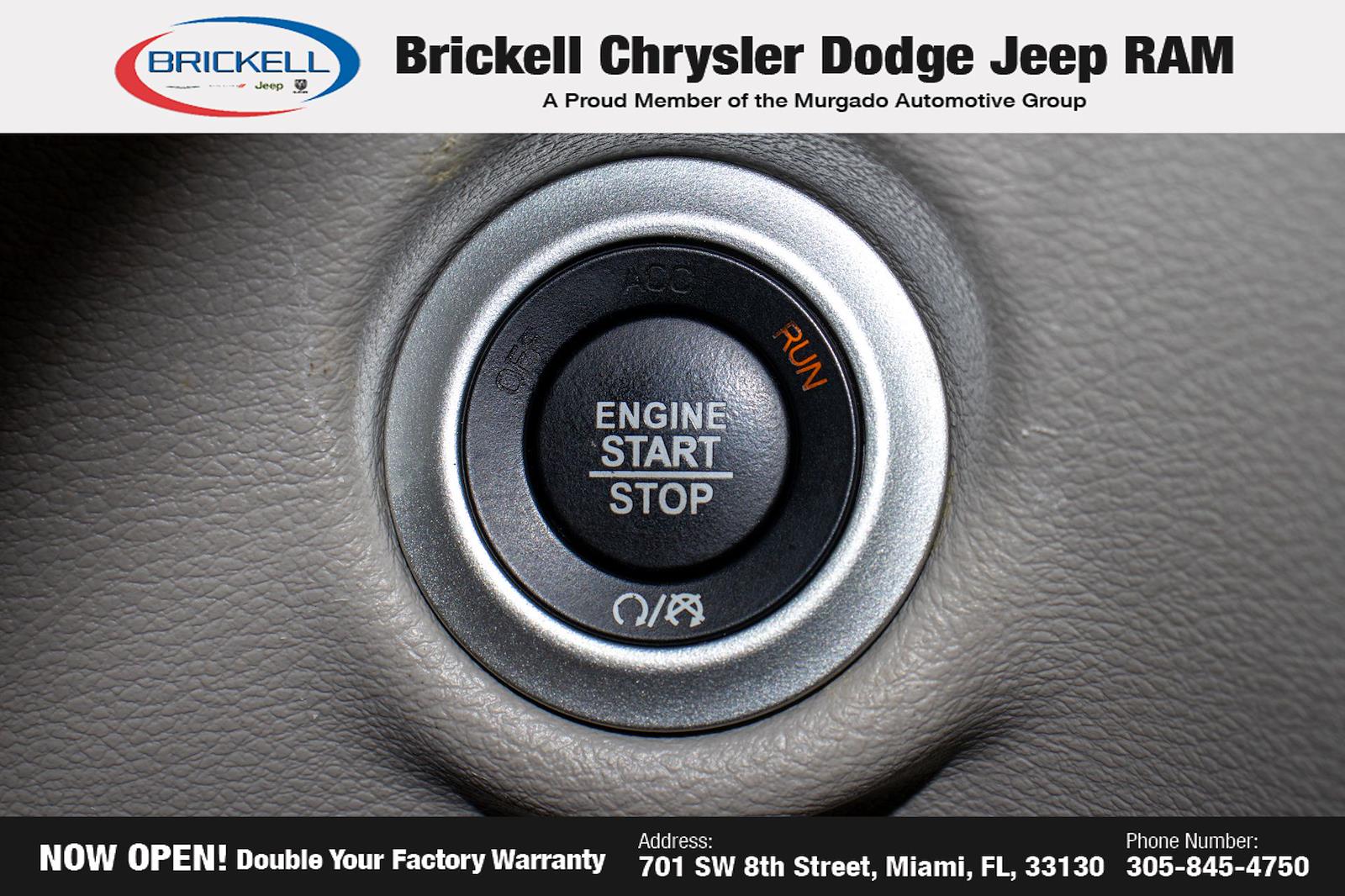 Used 2024 Chrysler Pacifica - photo 32