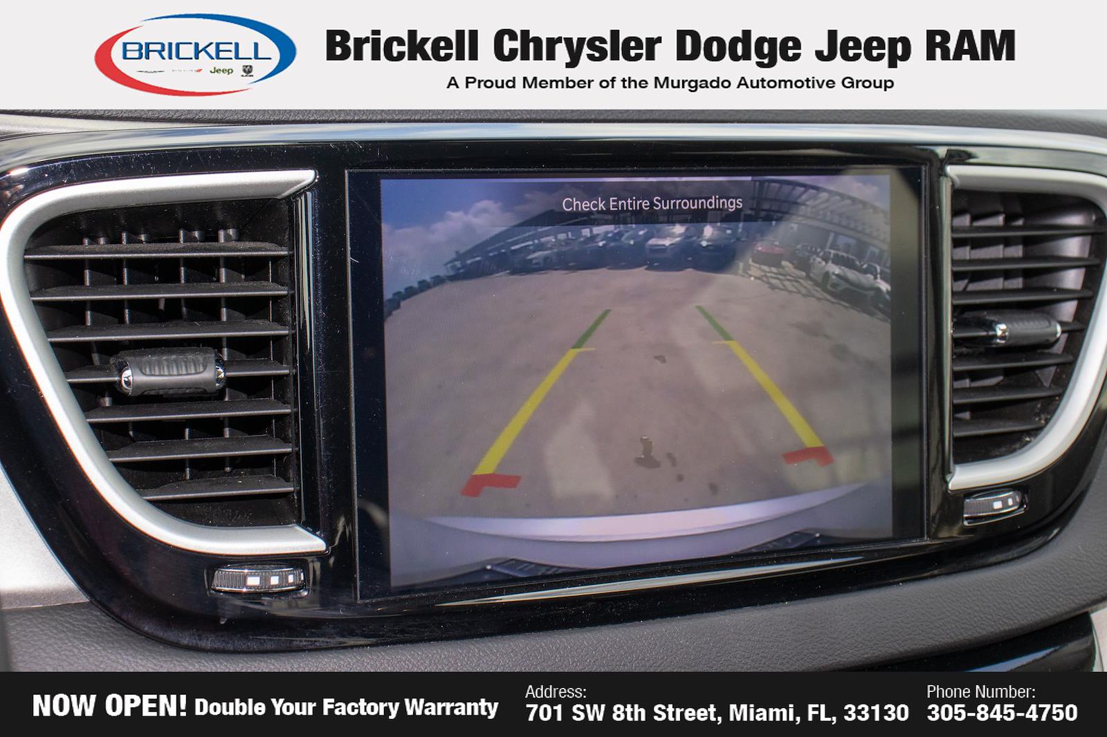 Used 2024 Chrysler Pacifica - photo 34