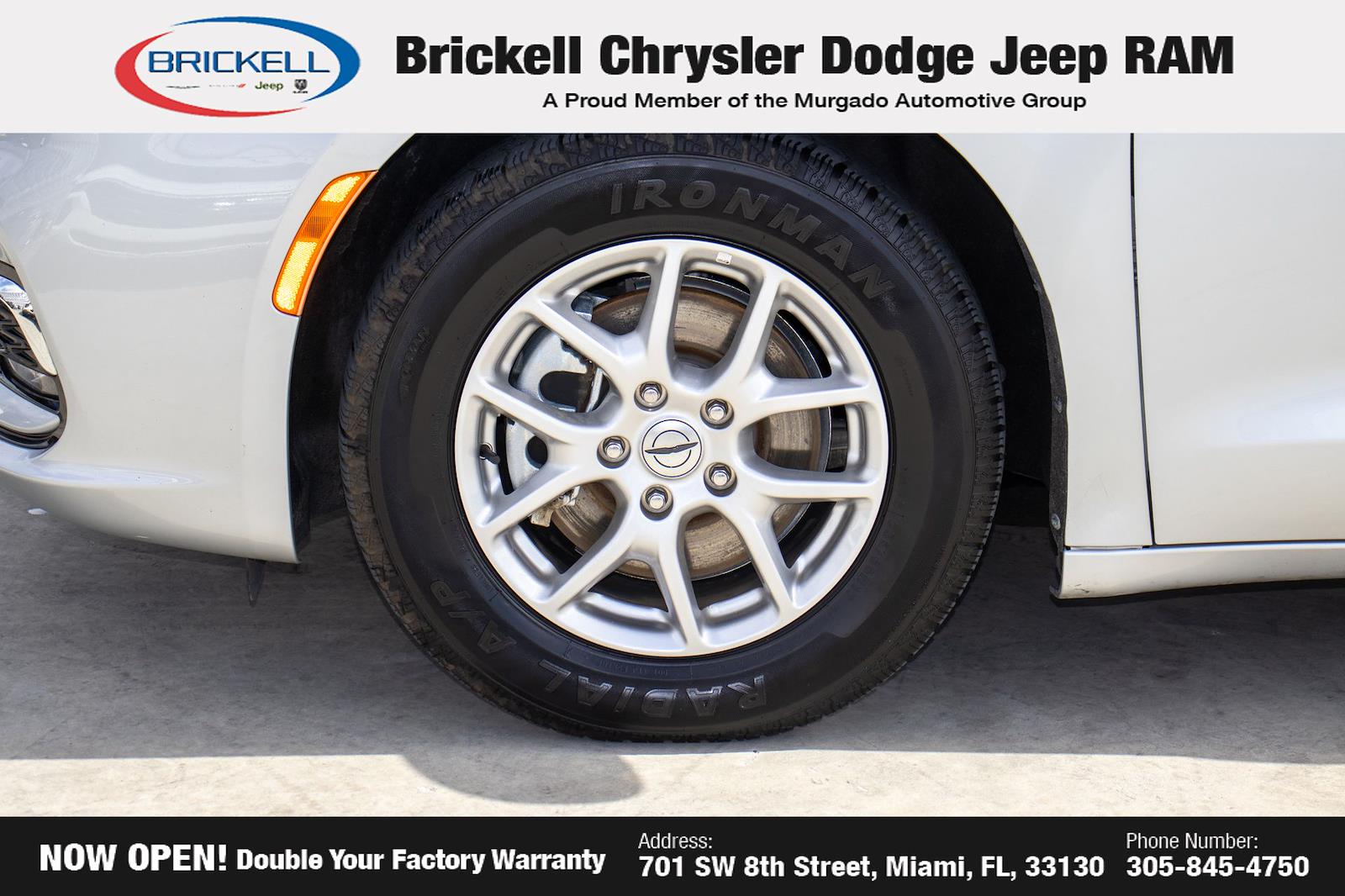 Used 2024 Chrysler Pacifica - photo 38