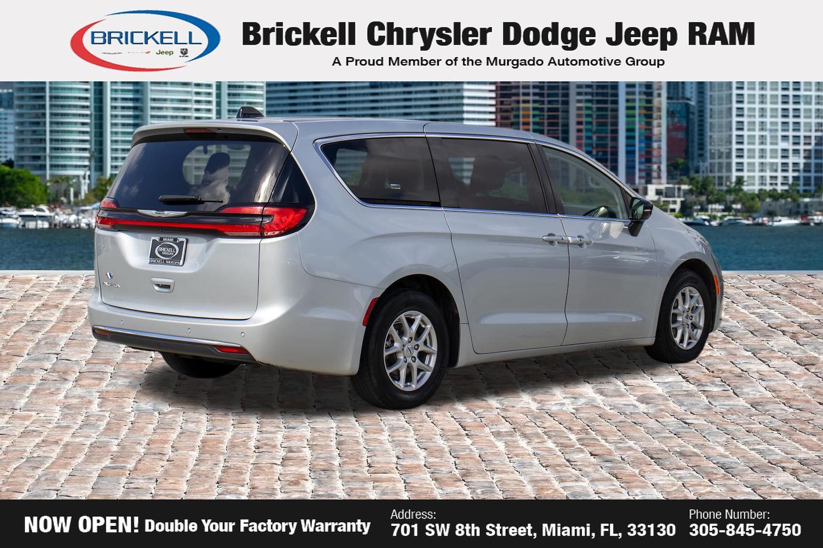 Used 2024 Chrysler Pacifica - photo 9