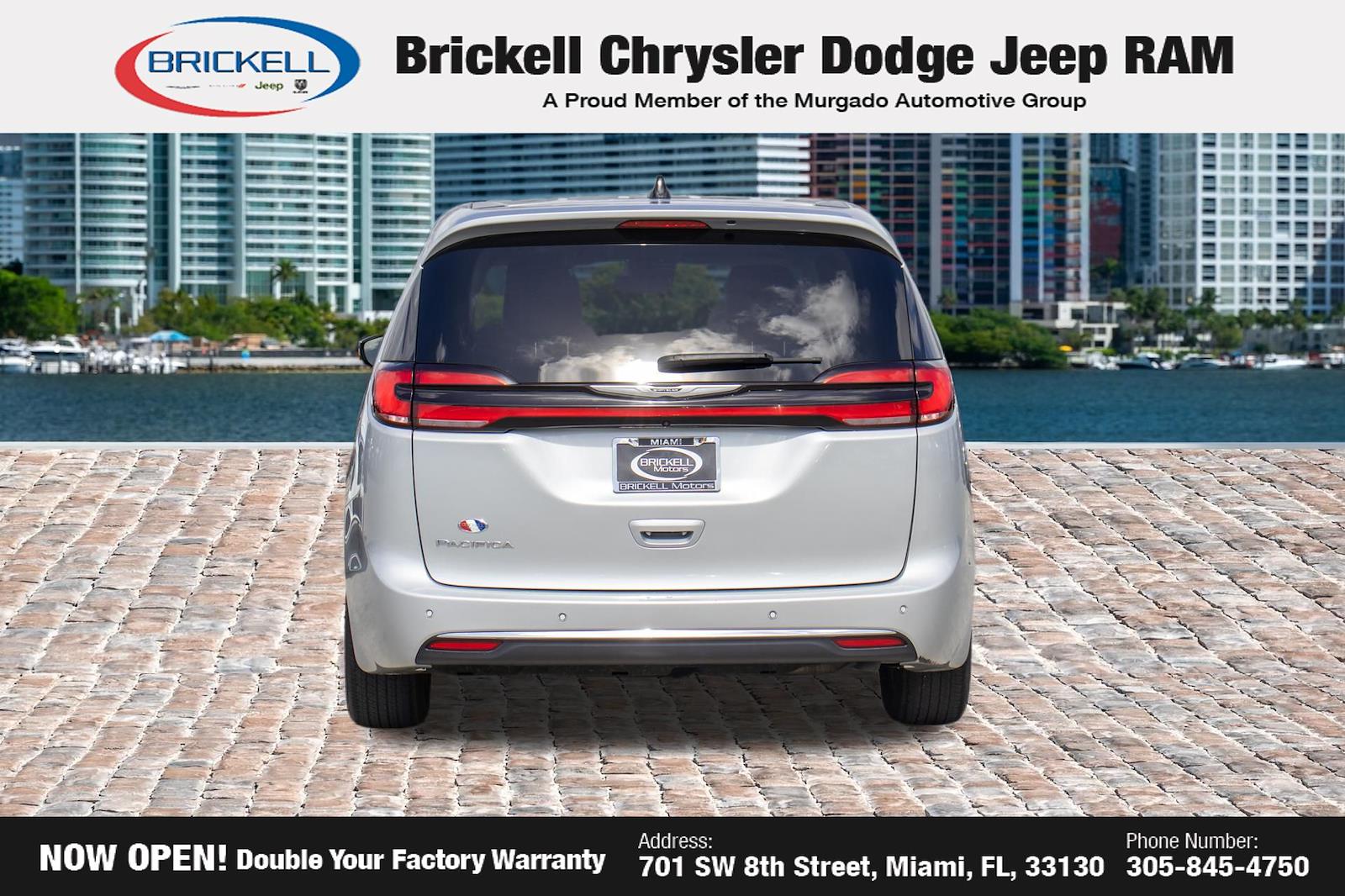 Used 2024 Chrysler Pacifica - photo 5