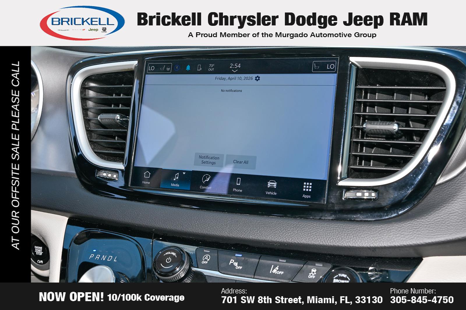 Used 2024 Chrysler Pacifica - photo 24