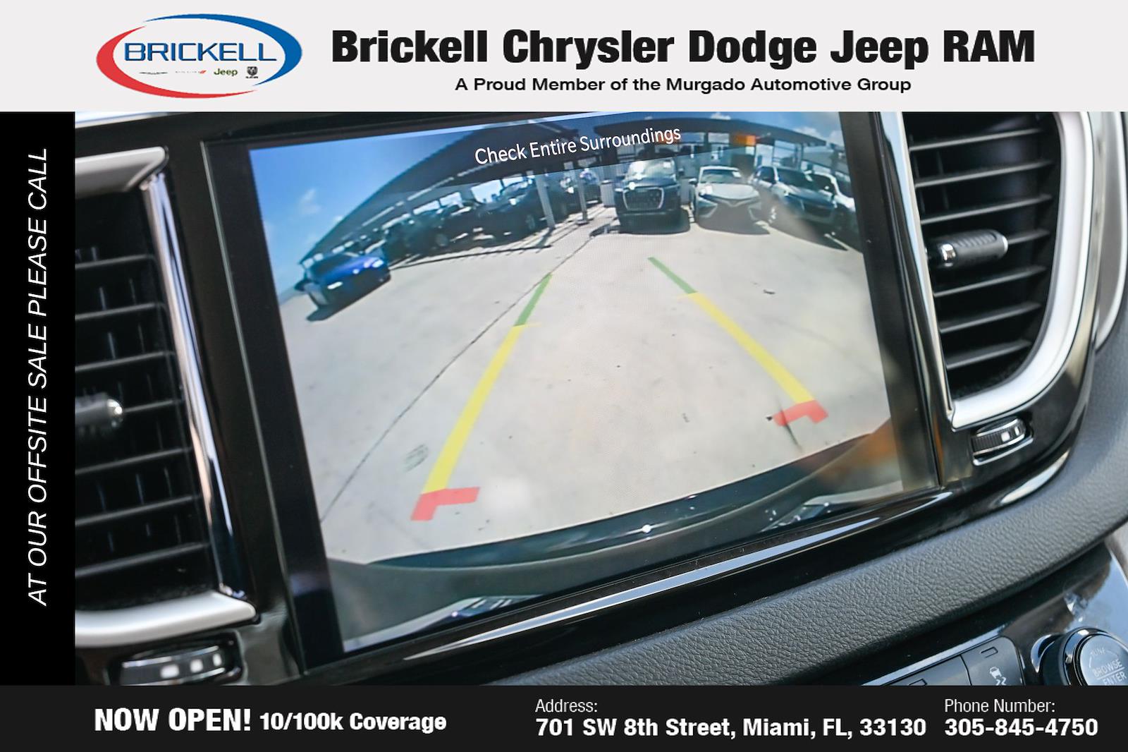 Used 2024 Chrysler Pacifica - photo 32
