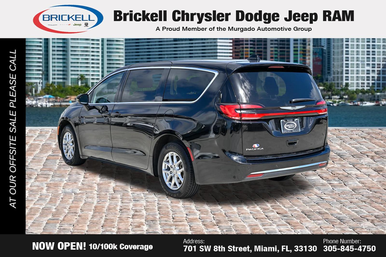 Used 2024 Chrysler Pacifica - photo 2