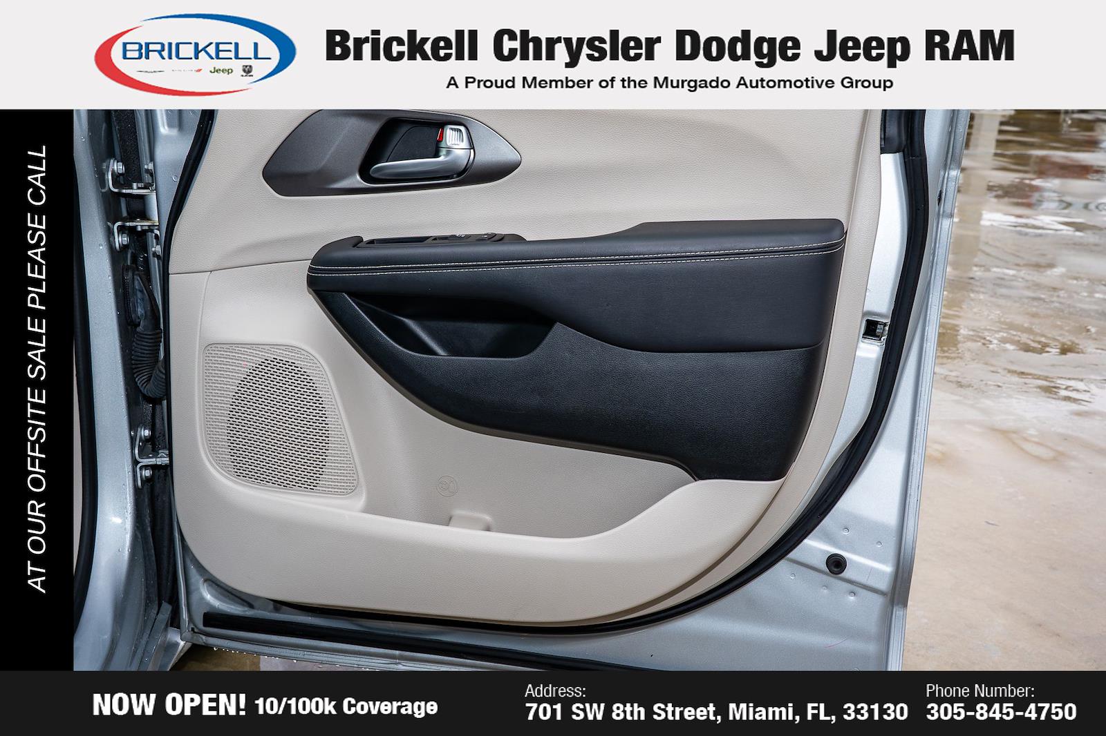 Used 2024 Chrysler Pacifica - photo 15