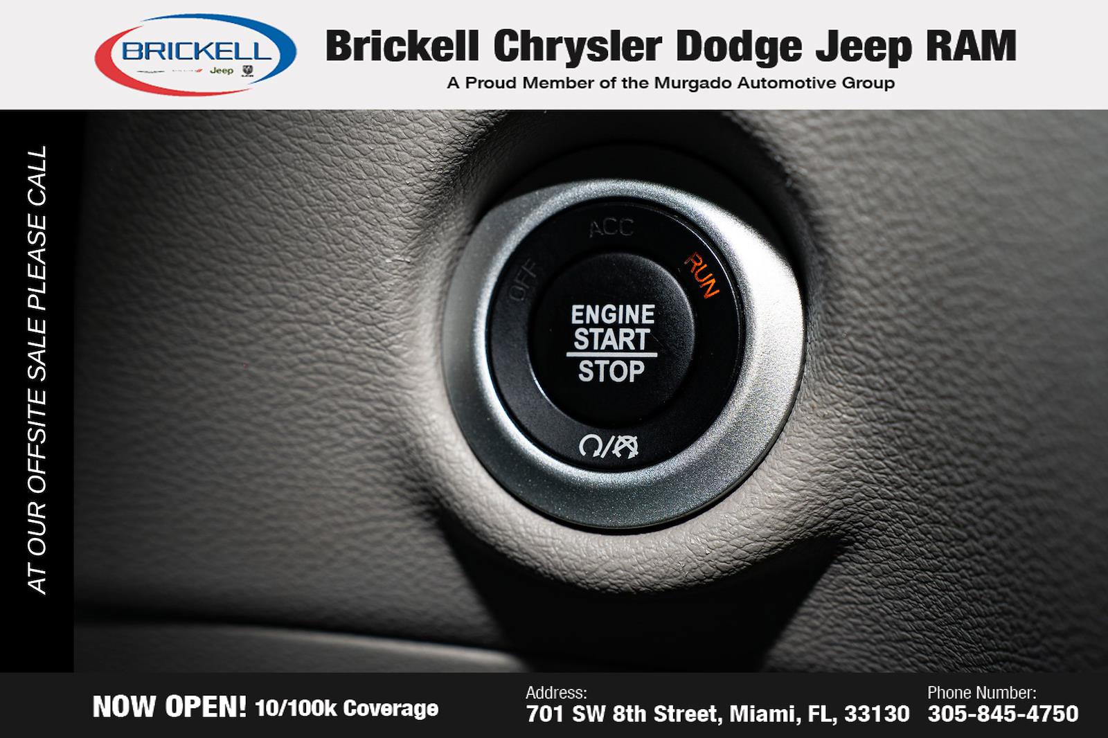 Used 2024 Chrysler Pacifica - photo 32