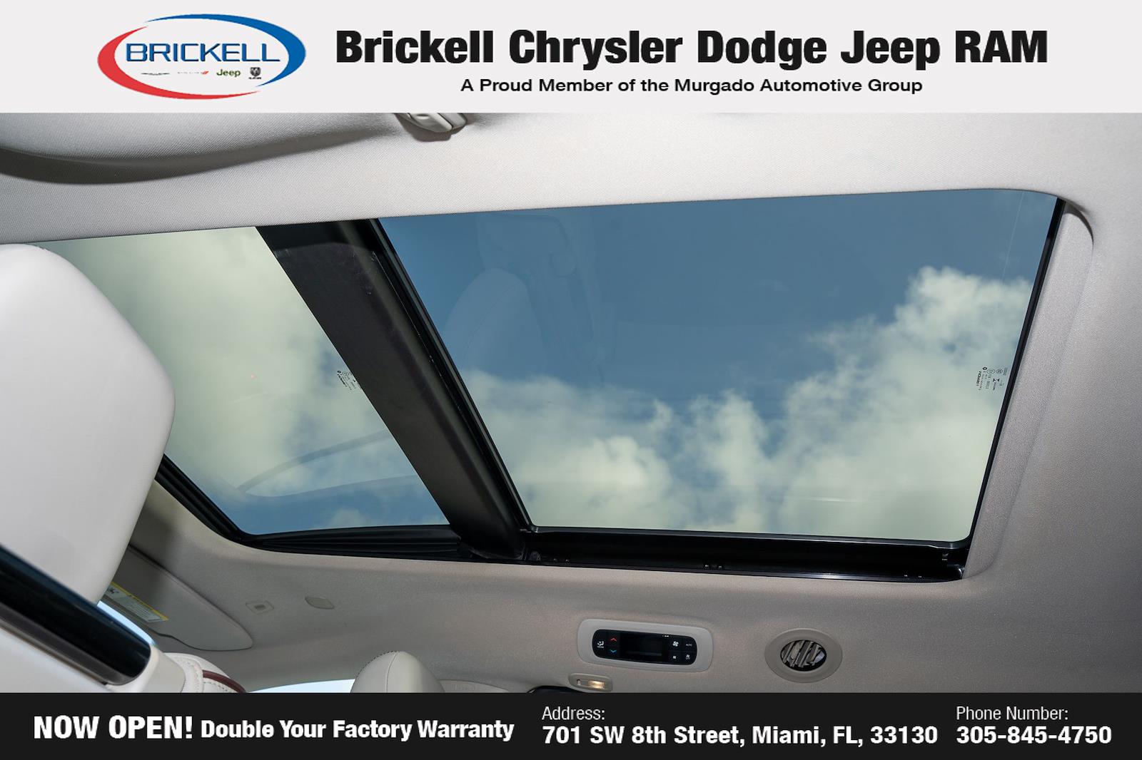 Used 2019 Chrysler Pacifica - photo 24