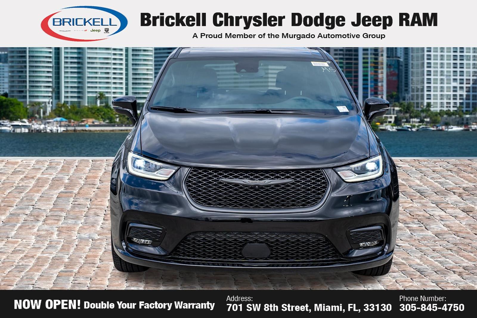 Used 2026 Chrysler Pacifica - photo 21