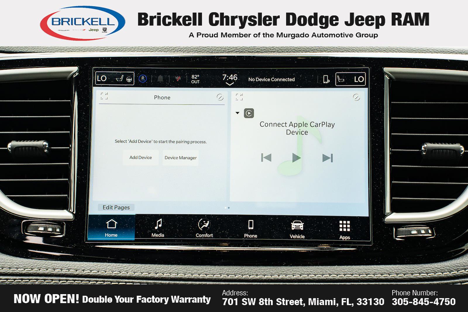 Used 2026 Chrysler Pacifica - photo 39