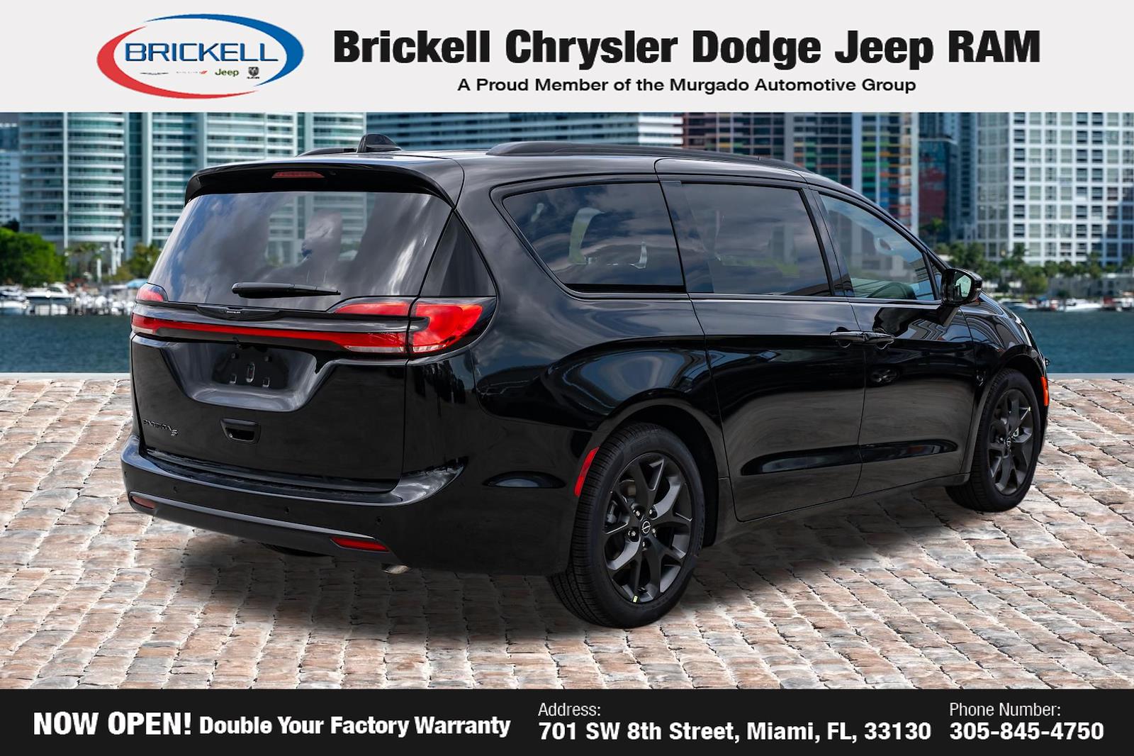 Used 2026 Chrysler Pacifica - photo 23