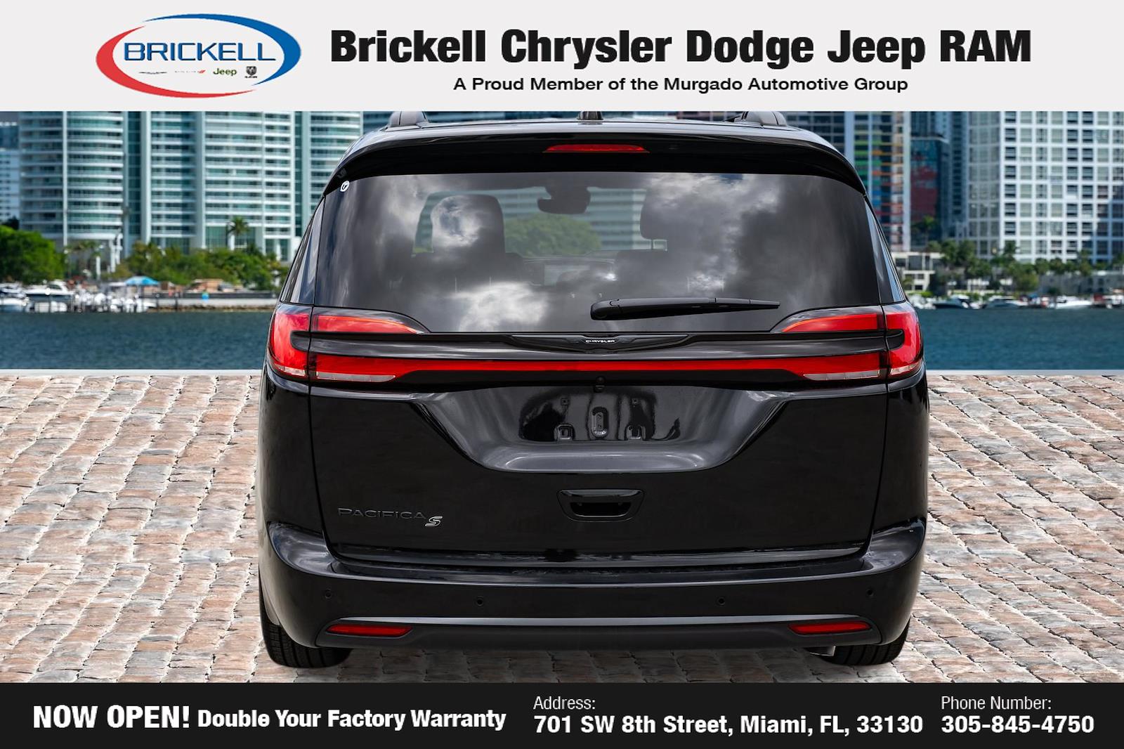 Used 2026 Chrysler Pacifica - photo 24