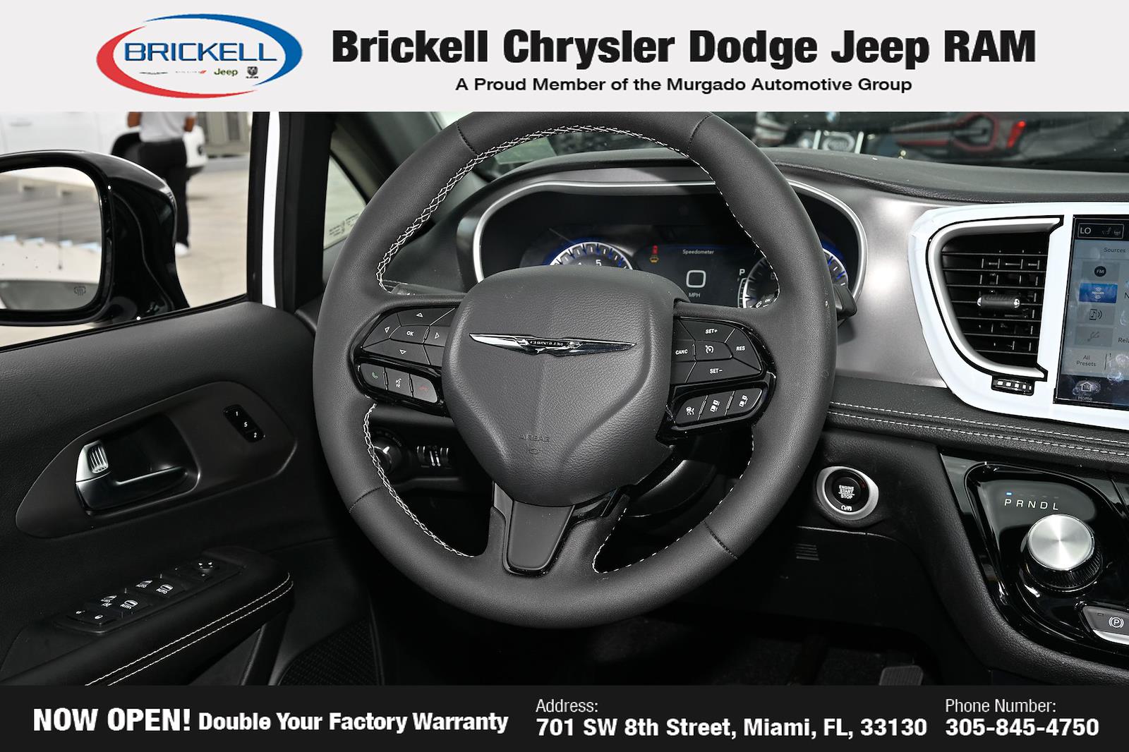 Used 2026 Chrysler Pacifica - photo 36