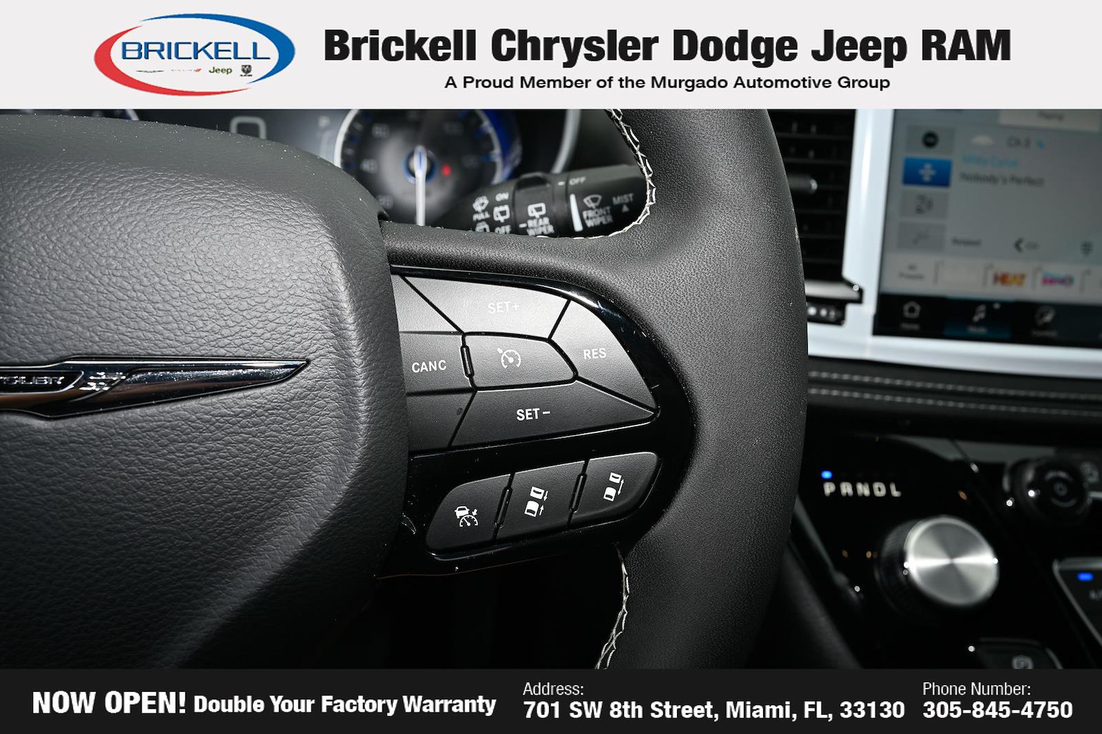 Used 2026 Chrysler Pacifica - photo 7