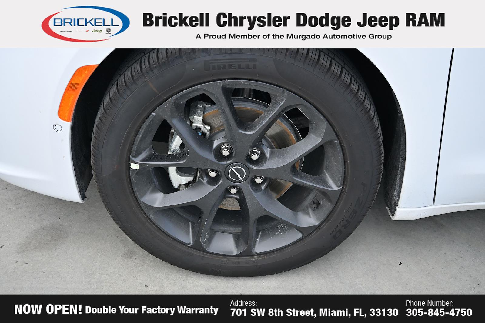 Used 2026 Chrysler Pacifica - photo 13