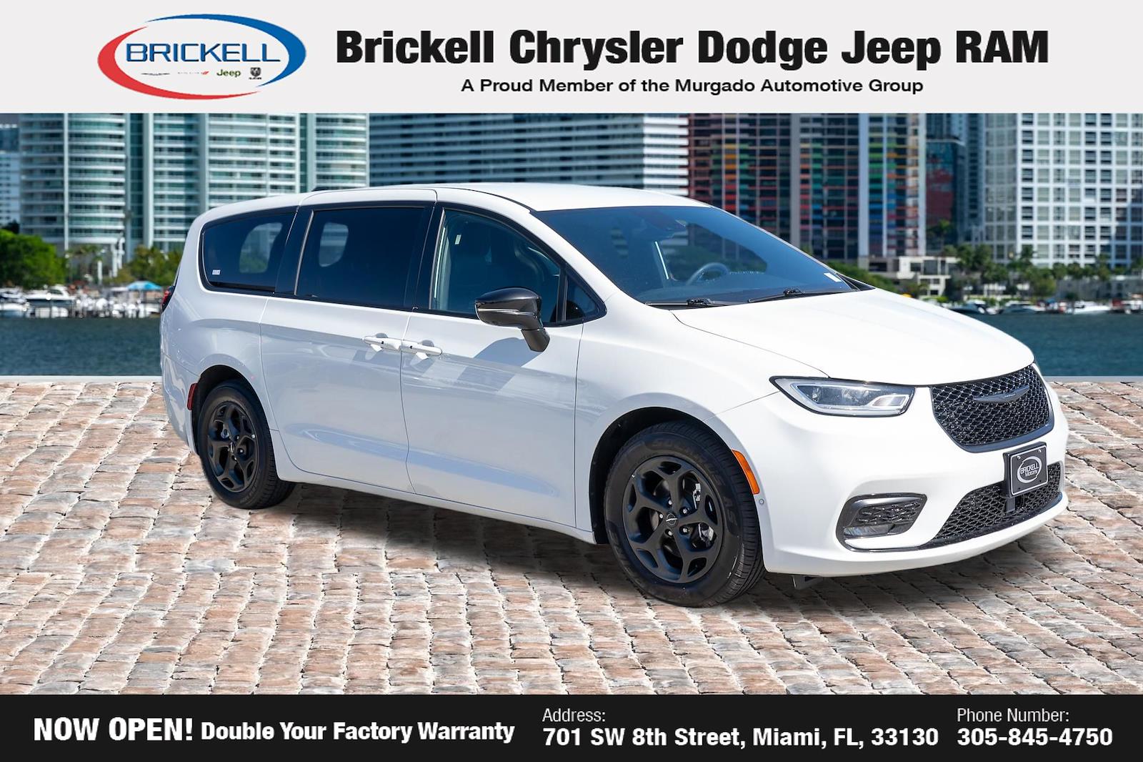 Used 2024 Chrysler Pacifica - photo 5