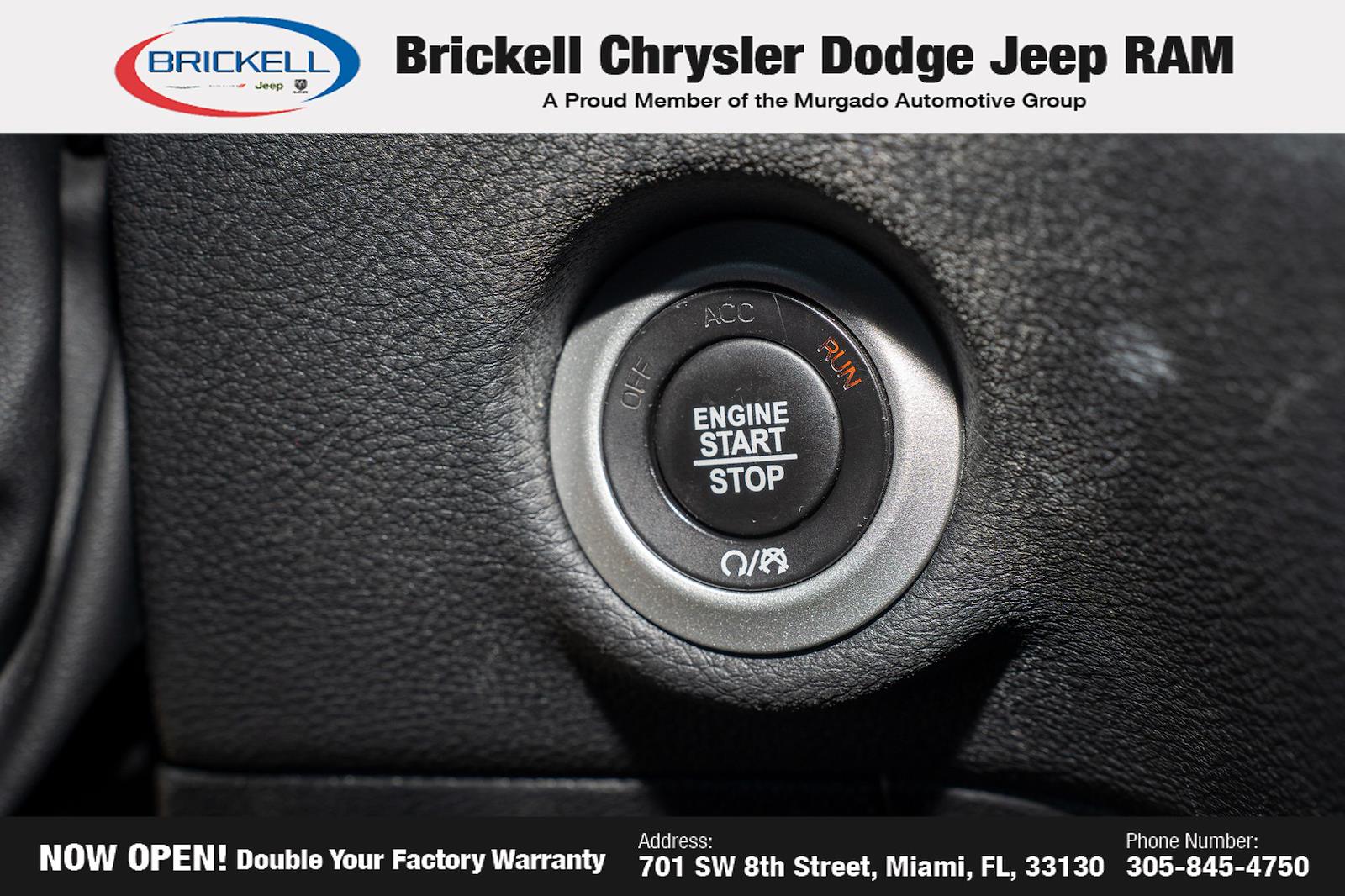 Used 2024 Chrysler Pacifica - photo 34