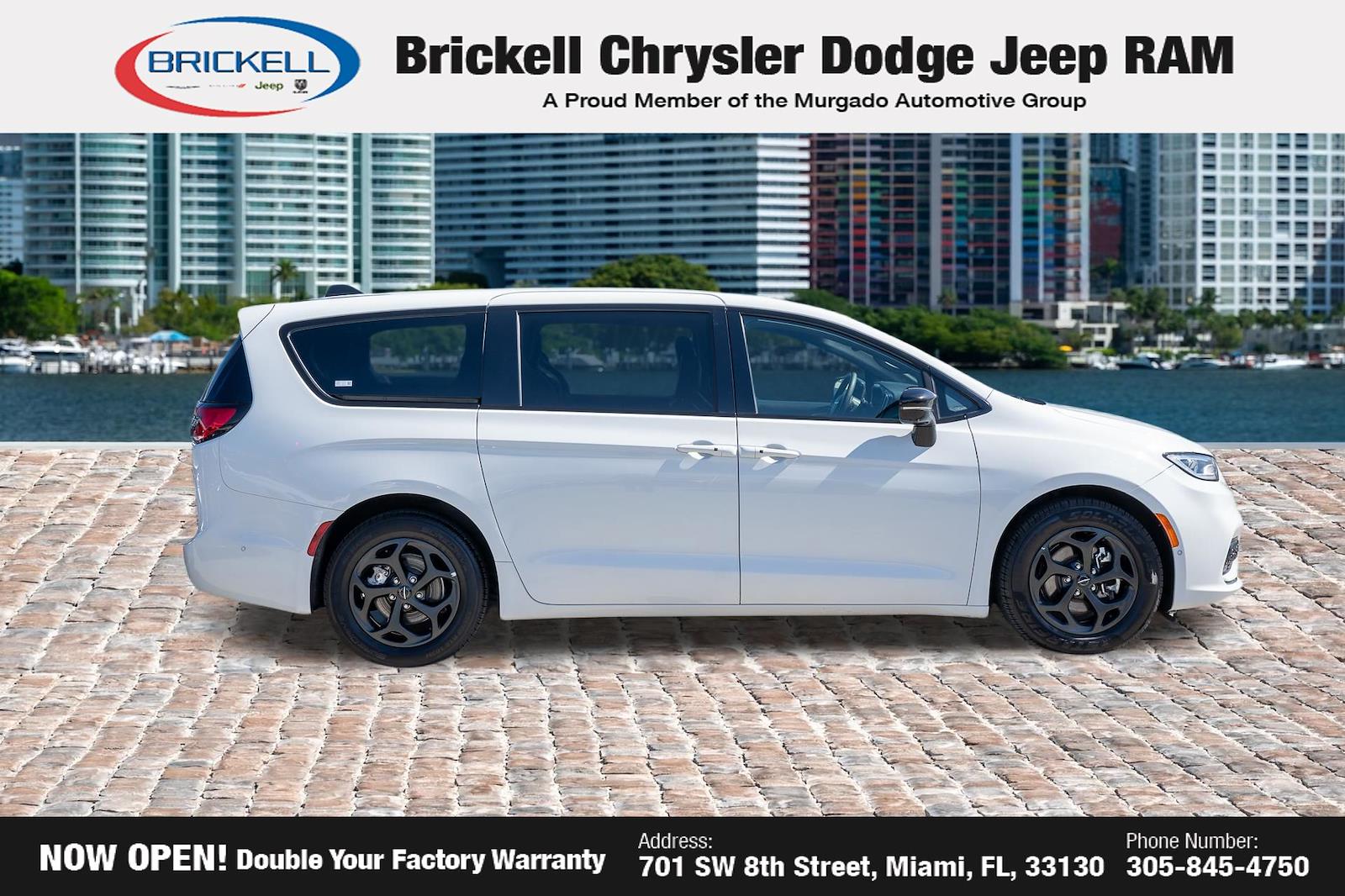 Used 2024 Chrysler Pacifica - photo 6