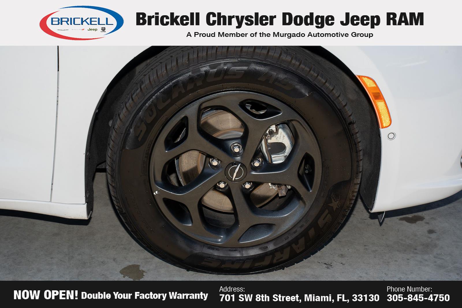 Used 2024 Chrysler Pacifica - photo 42