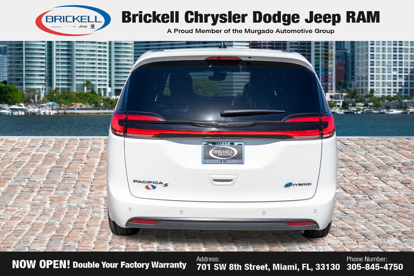Used 2024 Chrysler Pacifica - photo 8