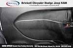 Used 2024 Chrysler Pacifica Select Minivan thumbnail 11