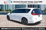 Used 2024 Chrysler Pacifica Select Minivan thumbnail 7