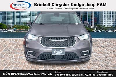 2023 Chrysler Pacifica FWD Minivan for sale #J3764 - photo 2