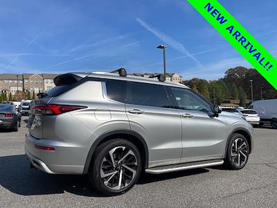 2022 Mitsubishi Outlander 4WD SUV for sale #KFA13669A - photo 2