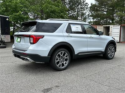 2025 Ford Explorer 4WD SUV for sale #KFB75510 - photo 2