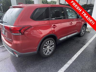 2017 Mitsubishi Outlander 4x2 SUV for sale #KFE40097A - photo 2