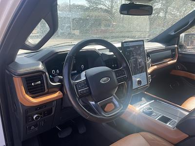 Used 2023 Ford Expedition - photo 1