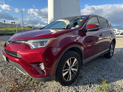 Used 2018 Toyota RAV4 - photo 1