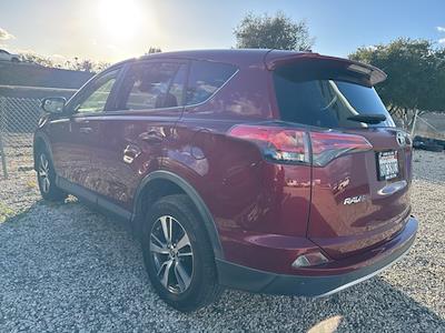 Used 2018 Toyota RAV4 - photo 1