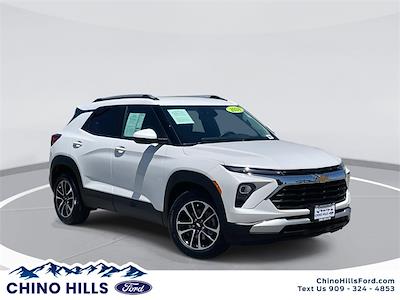 Used 2024 Chevrolet Trailblazer LT SUV for sale #KF8974 - photo 1