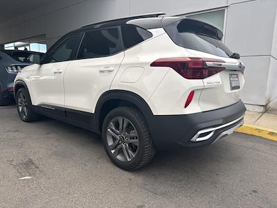 Used 2021 Kia Seltos - photo 1