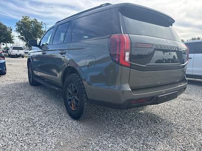 Used 2025 Ford Expedition - photo 1