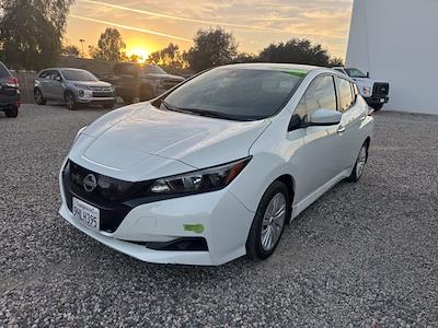 Used 2023 Nissan LEAF - photo 1