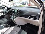 Used 2022 Chrysler Pacifica Touring L FWD Minivan for sale #PF8290 - photo 14