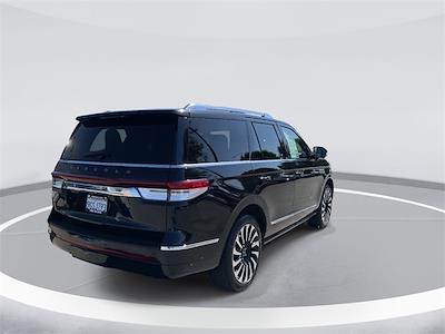 2022 Lincoln Navigator 4x4 SUV for sale #PF9043 - photo 2